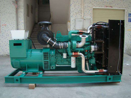 金阳1100kw康明斯柴油发电机组图片 金阳1100kw康明斯柴油发电机组图片