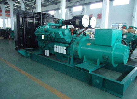 金阳800kw康明斯柴油发电机组图片 金阳800kw康明斯柴油发电机组图片